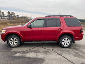 2010 Ford Explorer XLT - 4X4