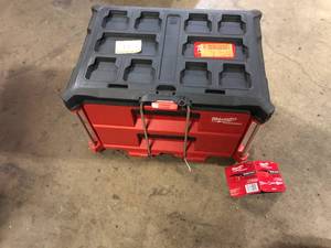 Milwaukee PACKOUT 22 in. 3-Drawer and 2-Drawer customer returns review pictures