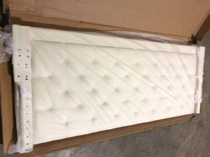 Brookside Ella Upholstered Cream King Headboard with Diamond Tufting customer Return review pictures