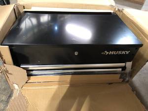 Husky Tool Storage 28 in. W Standard Duty Gloss Black Rolling Tool Utility Cart with Lift-Top customer return review pictures