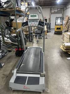 Freemotion Incline Trainer