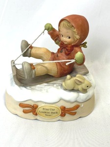 lot 98 image: Enesco Winter Wonderland Music Box Figurine in Working Condition