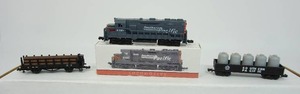 Collectible Readers Digest Mail Away Premium High Speed Diecast 164 Scale Toy Train Southern Pacific Railroad 9725 Locomotive with Original Box, Canister Gondola and Log Car...