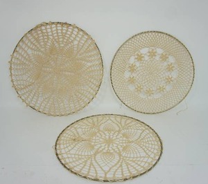 Open Weave Round Placemat Doilys...