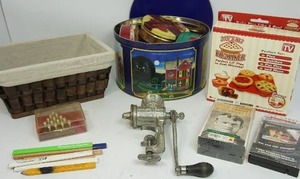 Keen Kutter E.C. Simmons KK21 Food Chopper Meat Grinder Cast Iron 1906 USA, My Lil Pie Maker Silicone Set For Mini Pies, Basket, Tin of Tins...