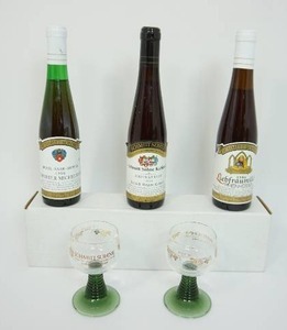 Vintage 197080s Gift Set of 2 Schmitt Sohne Green Beehive Stem Wine Glasses with Gold Grapevine Design Made in Germany...  Contains3375 ml. Bottles Liebfraumilch Piesporter Michelsberg Bereich Bingen Kabinett...