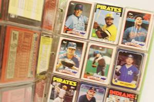 Over 250 Vintage Baseball Cards