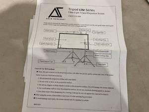 Akia 100 inch Projector Screen