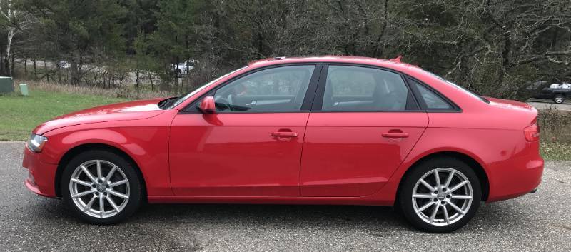 lot 6 image: 2014 Audi A4
