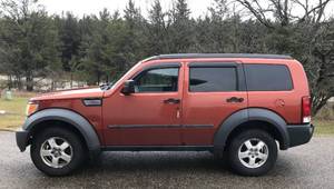 lot 12 image: 2007 Dodge Nitro SXT 4x4