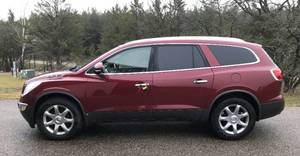lot 10 image: 2010 Buick Enclave CXL AWD