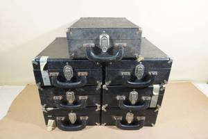 lot 257 image: 7 Vintage Airline Travelers Cases