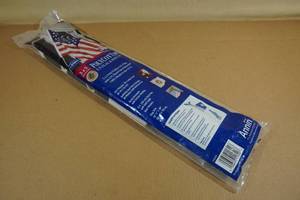lot 263 image: Poly Cotton US Flag and Pole Set 3x5