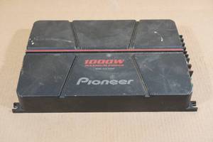 lot 298 image: Pioneer Bridgeable 2-Channel Power Amp