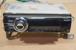 lot 301 image: Sony CDX-GT640UI CD Car Deck