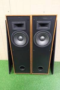 lot 324 image: Klipsch Floorstanding Speakers