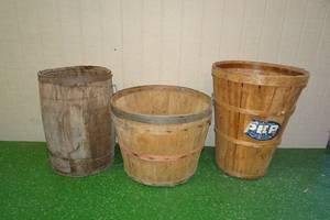 lot 332 image: 3 Baskets