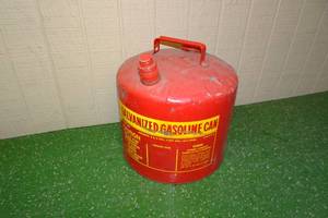 lot 339 image: 5 Gallon Galvanized Metal Gas Can