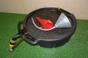 lot 343 image: Oil Pan with Funnels