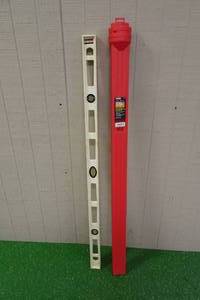 lot 345 image: Empire 48 Level with Case