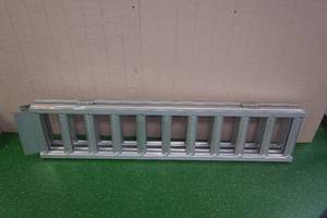 lot 1 image: Ramparts Tri-Fold Ramp