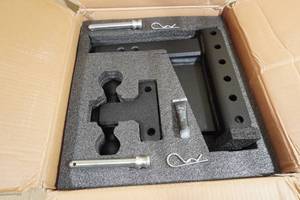 lot 5 image: Bulletproof Hitches Exteme Duty 36,000 Lbs 2.5 Shank 6 Drop Hitch