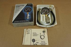 lot 19 image: Compression Tester with Flexible Drive