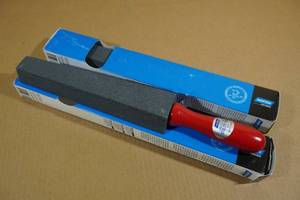 lot 27 image: 2 Norton 14-12 Sharpening Stones