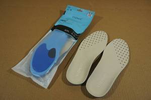 lot 52 image: 2 Womens Vionic Shoe Insoles -Small
