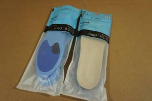 lot 53 image: 2 Womens Vionic Shoe Insoles -Medium