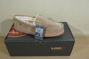 lot 88 image: Lamo Harrison Mens Moccasins -Size 9