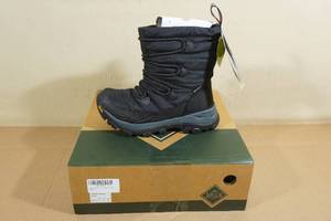lot 93 image: Muck Boots Womens Nomadic Sport Boots -Size 5