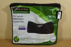 lot 140 image: Back on Track Therapeutic Western Saddle Pad