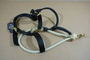 lot 143 image: Professionals Choice Rope Nose Nylon Halter