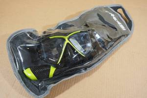 lot 167 image: Cressi Pano 4 Snorkel Set -BlackGreen