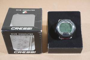 lot 175 image: Cressi Leonardo Dive Computer