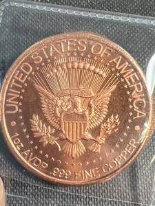 1 OZ .999 PURE COPPER DONALD TRUMP ROUND