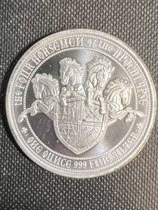 1 TROY OZ .999 FINE SILVER WHITE HORSE ROUND