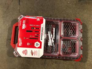 Milwaukee SHOCKWAVE Impact Duty Alloy Steel Screw Driver Bit Set with PACKOUT Case (100-Piece) customer return see pictures