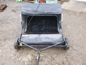 lot 28 image: Agri-Fab Lawn Sweeper