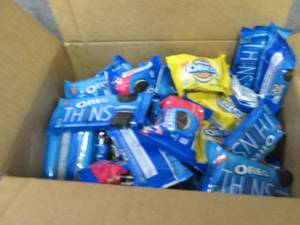 56 ct All Stuf Oreo Variety Pack...