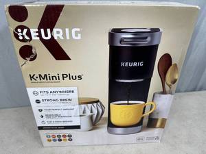 lot 1 image: New Keurig K-Mini Plus Coffee Maker