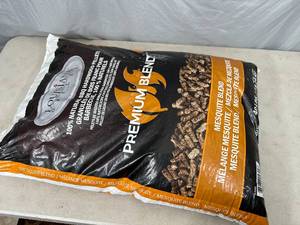 lot 8 image: New 40 lb Bag of Louisiana Grills BBQ Grilling Pellets