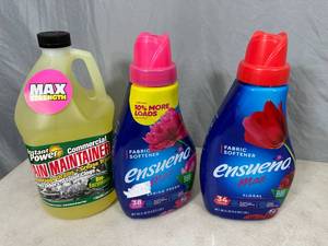 lot 22 image: New Fabric Softener and Drain Maintainer