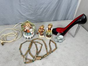 lot 26 image: Goebel Figurines, Light, Snail, and More
