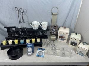 lot 41 image: Home Decoration, Candles, Yankee Plug-In, and More