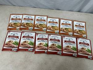 lot 148 image: 12 New Watkins Brown Gravy and Turkey Gravy Mixes