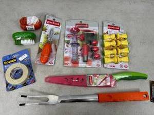 lot 209 image: New Melon Knife, Watermelon Tap, Veggie Brushes, and More