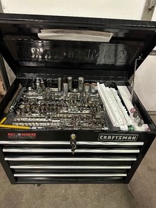 DISCONTINUED Craftsman GRIPLATCH Toolbox FULL of Tools w Keys