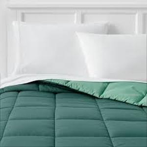 lot 12 image: Reversible Microfiber Solid Comforter - Room Essentials - Twin XL - Dark GreenGreen